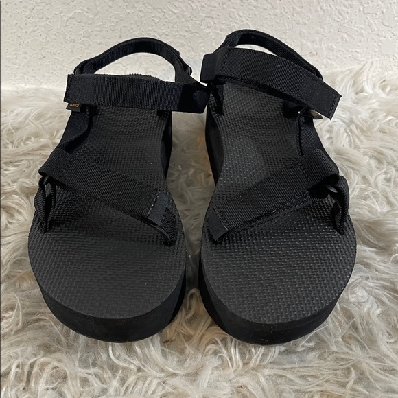 TEVA Flatform Universal Sandal Strappy Velcro Black Size 11 NEW - Picture 3 of 16
